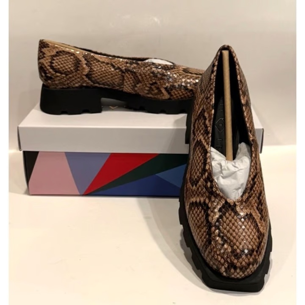 New in Box Katy Perry-The Daarling Slip on loafer snakeskin Pattern sz 8.5
Sale” - Picture 4 of 5